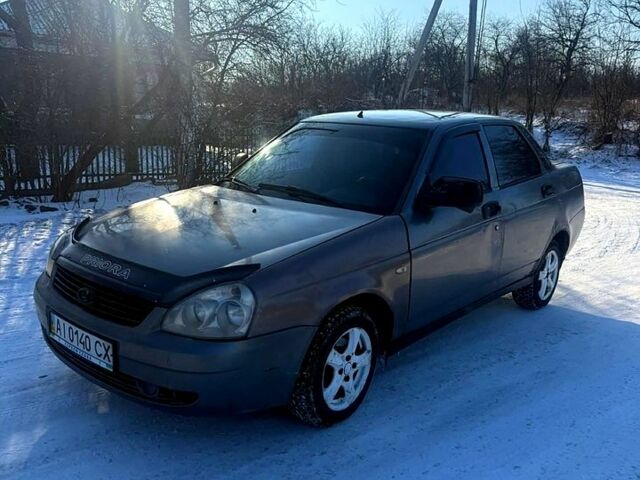 Сірий ВАЗ Priora, об'ємом двигуна 1.6 л та пробігом 20000 тис. км за 2000 $, фото 1 на Automoto.ua