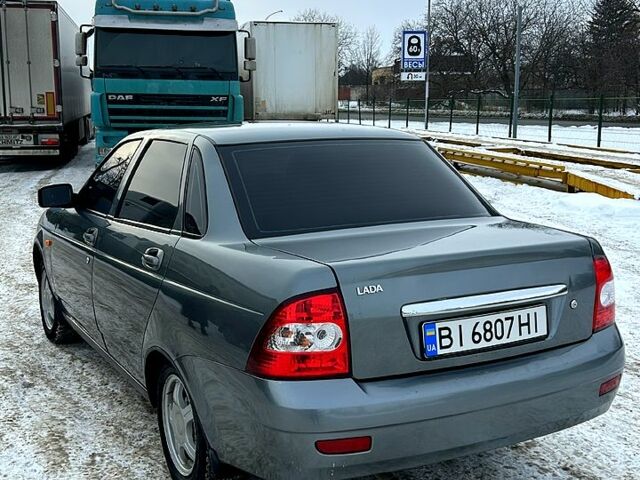 Сірий ВАЗ Priora, об'ємом двигуна 1.6 л та пробігом 1380 тис. км за 3999 $, фото 1 на Automoto.ua