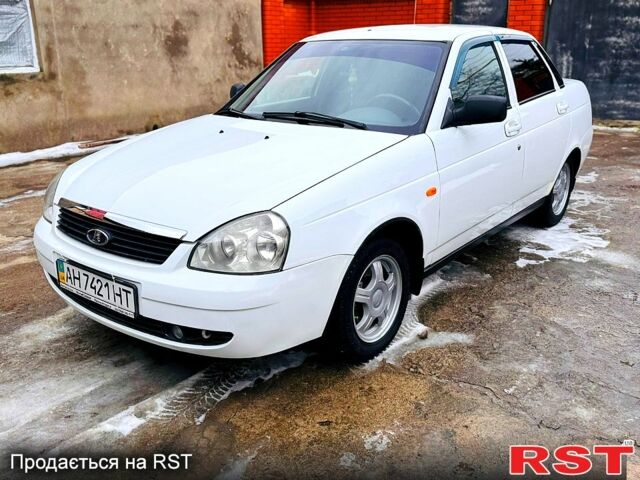 Сірий ВАЗ Priora, об'ємом двигуна 1.6 л та пробігом 990 тис. км за 3200 $, фото 1 на Automoto.ua