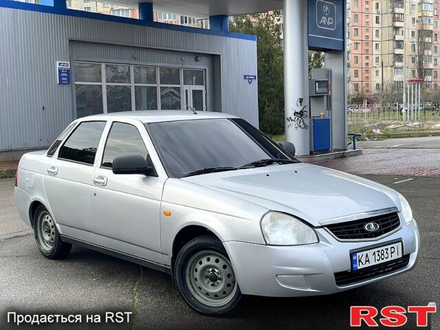 Сірий ВАЗ Priora, об'ємом двигуна 1.6 л та пробігом 220 тис. км за 3100 $, фото 1 на Automoto.ua