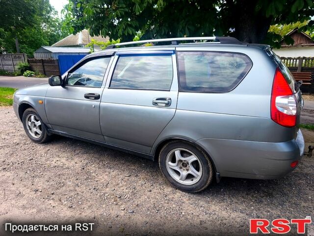 Серый ВАЗ Priora, объемом двигателя 1.6 л и пробегом 450 тыс. км за 1800 $, фото 1 на Automoto.ua