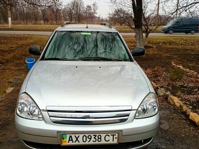 Серый ВАЗ Priora, объемом двигателя 1.6 л и пробегом 250 тыс. км за 3000 $, фото 1 на Automoto.ua