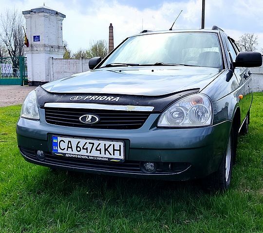 Сірий ВАЗ Priora, об'ємом двигуна 1.6 л та пробігом 145 тис. км за 3400 $, фото 1 на Automoto.ua