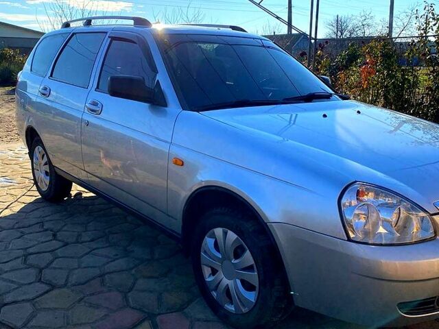 Серый ВАЗ Priora, объемом двигателя 1.6 л и пробегом 150 тыс. км за 3700 $, фото 1 на Automoto.ua
