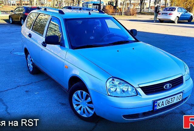 Серый ВАЗ Priora, объемом двигателя 1.6 л и пробегом 181 тыс. км за 3200 $, фото 1 на Automoto.ua