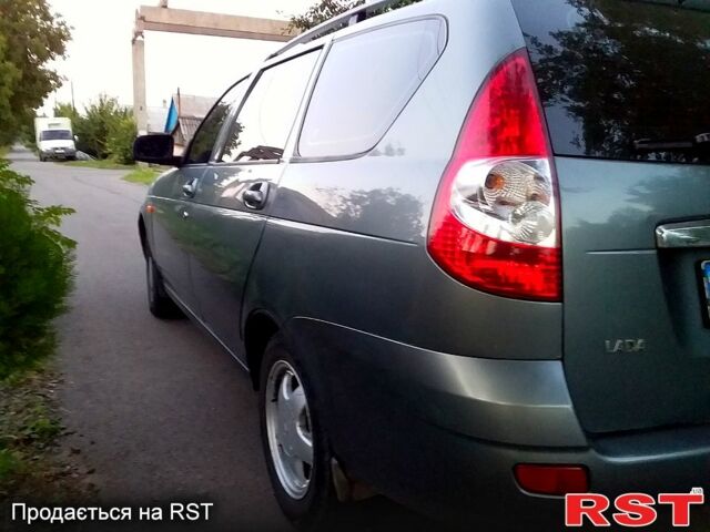 Серый ВАЗ Priora, объемом двигателя 1.6 л и пробегом 147 тыс. км за 3550 $, фото 1 на Automoto.ua