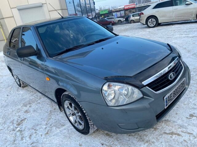 Синий ВАЗ Приора, объемом двигателя 1.6 л и пробегом 150 тыс. км за 5000 $, фото 1 на Automoto.ua