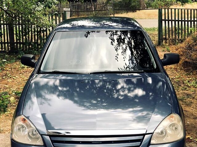 Синий ВАЗ Priora, объемом двигателя 1.6 л и пробегом 250 тыс. км за 2300 $, фото 1 на Automoto.ua