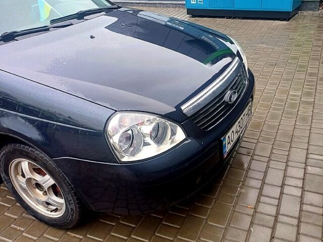 Синий ВАЗ Priora, объемом двигателя 1.6 л и пробегом 140 тыс. км за 2550 $, фото 1 на Automoto.ua