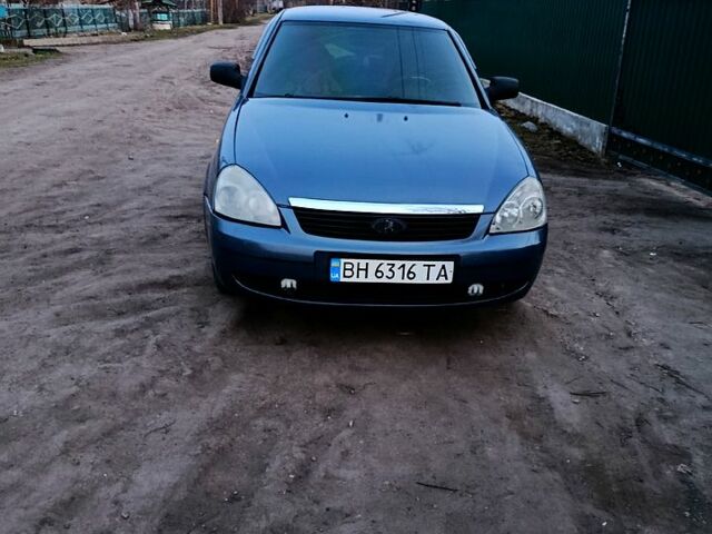 Синій ВАЗ Priora, об'ємом двигуна 1.6 л та пробігом 230 тис. км за 2000 $, фото 1 на Automoto.ua