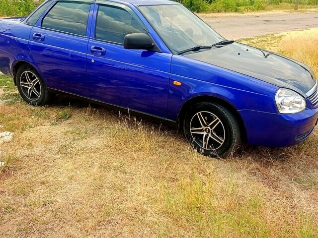 Синий ВАЗ Priora, объемом двигателя 1.6 л и пробегом 179 тыс. км за 2900 $, фото 1 на Automoto.ua