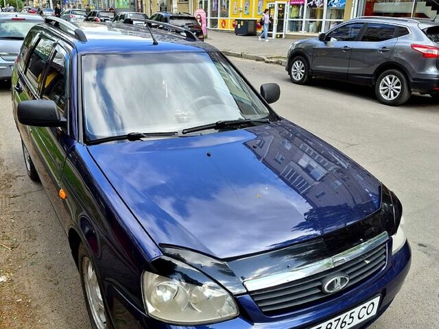 Синий ВАЗ Priora, объемом двигателя 1.6 л и пробегом 165 тыс. км за 3200 $, фото 1 на Automoto.ua