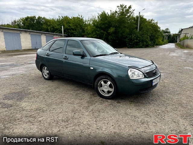 Зелений ВАЗ Priora, об'ємом двигуна 1.6 л та пробігом 125 тис. км за 3199 $, фото 1 на Automoto.ua