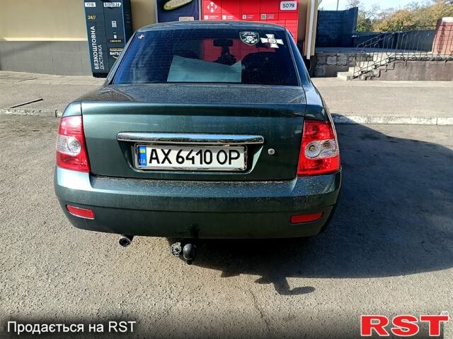 Зелений ВАЗ Priora, об'ємом двигуна 1.6 л та пробігом 156 тис. км за 2800 $, фото 1 на Automoto.ua