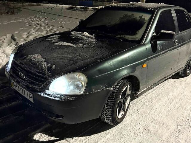 Зелений ВАЗ Priora, об'ємом двигуна 1.6 л та пробігом 300 тис. км за 1700 $, фото 1 на Automoto.ua