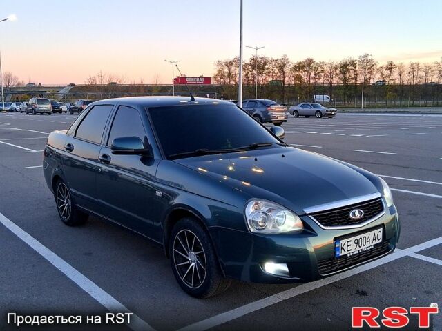 Зелений ВАЗ Priora, об'ємом двигуна 1.6 л та пробігом 196 тис. км за 4850 $, фото 1 на Automoto.ua
