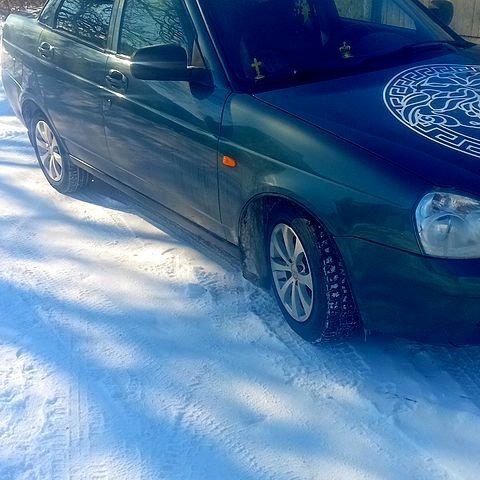 Зелений ВАЗ Priora, об'ємом двигуна 1.6 л та пробігом 16400 тис. км за 2400 $, фото 1 на Automoto.ua