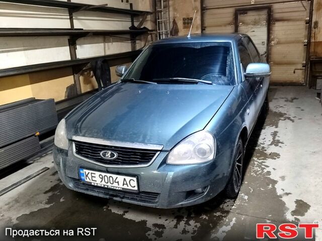Зелений ВАЗ Priora, об'ємом двигуна 1.6 л та пробігом 200 тис. км за 4200 $, фото 1 на Automoto.ua