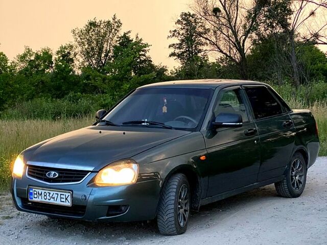 Зелений ВАЗ Priora, об'ємом двигуна 1.6 л та пробігом 240 тис. км за 2300 $, фото 1 на Automoto.ua