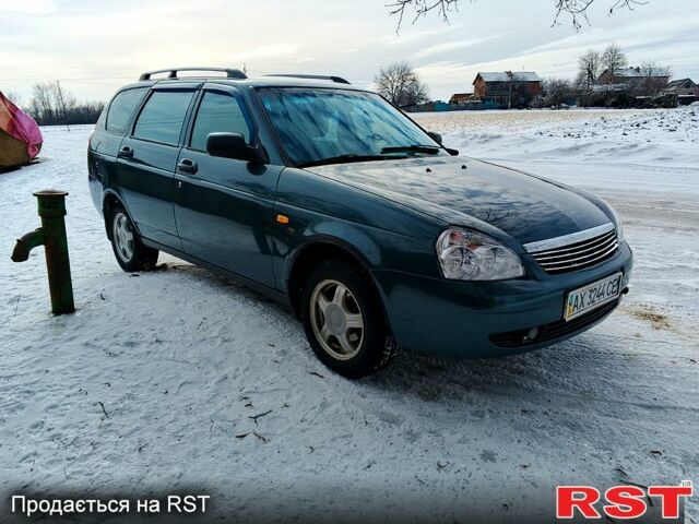 Зеленый ВАЗ Priora, объемом двигателя 1.6 л и пробегом 171 тыс. км за 3000 $, фото 1 на Automoto.ua