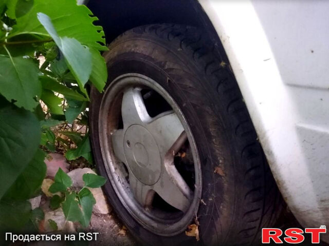 Белый ВАЗ ВИС, объемом двигателя 1.6 л и пробегом 0 тыс. км за 300 $, фото 1 на Automoto.ua