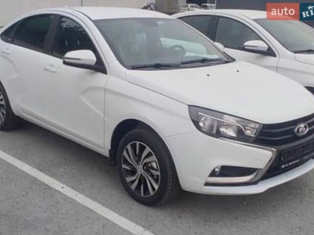 Белый ВАЗ Веста, объемом двигателя 1.6 л и пробегом 40 тыс. км за 6000 $, фото 1 на Automoto.ua