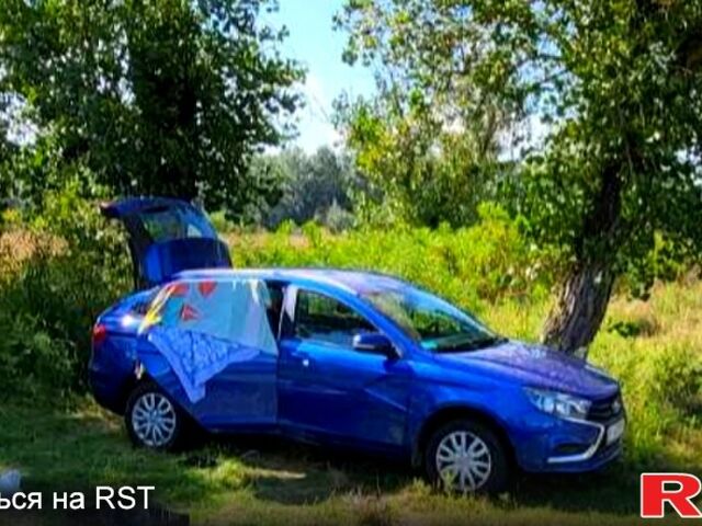 Синій ВАЗ Веста, об'ємом двигуна 1.6 л та пробігом 8 тис. км за 10500 $, фото 1 на Automoto.ua