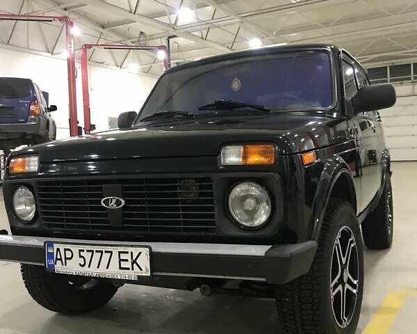 Зеленый ВАЗ Niva, объемом двигателя 1.7 л и пробегом 42 тыс. км за 8700 $, фото 1 на Automoto.ua