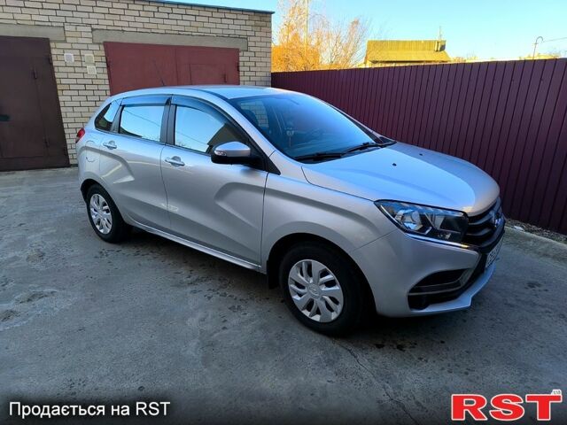 Сірий ВАЗ X-RAY, об'ємом двигуна 1.6 л та пробігом 30 тис. км за 10200 $, фото 1 на Automoto.ua