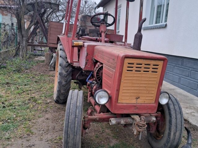 Красный ВТЗ Т-25, объемом двигателя 0 л и пробегом 10 тыс. км за 3000 $, фото 1 на Automoto.ua