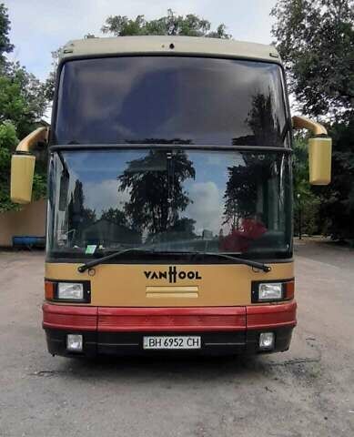 Желтый Van Hool A320, объемом двигателя 11.97 л и пробегом 1 тыс. км за 12000 $, фото 1 на Automoto.ua