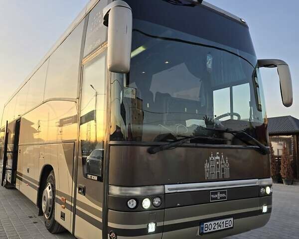Коричневый Van Hool Акрон, объемом двигателя 0 л и пробегом 650 тыс. км за 28750 $, фото 1 на Automoto.ua