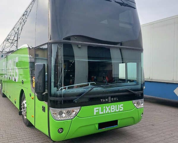 Зеленый Van Hool Атлано, объемом двигателя 12.9 л и пробегом 450 тыс. км за 290000 $, фото 1 на Automoto.ua