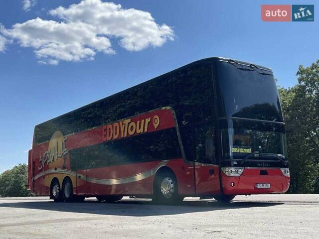 Красный Van Hool Астромега, объемом двигателя 12 л и пробегом 940 тыс. км за 225573 $, фото 1 на Automoto.ua