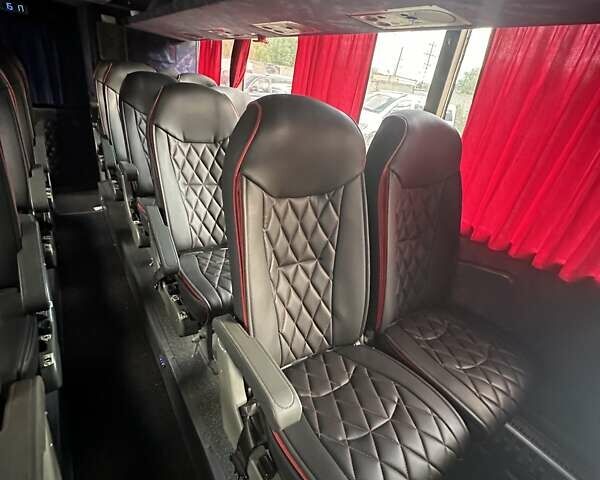 Серый Van Hool Астромега, объемом двигателя 12.9 л и пробегом 850 тыс. км за 132000 $, фото 1 на Automoto.ua