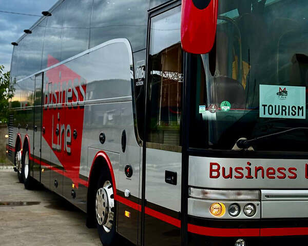 Серый Van Hool Астрон, объемом двигателя 12.9 л и пробегом 355 тыс. км за 141050 $, фото 1 на Automoto.ua