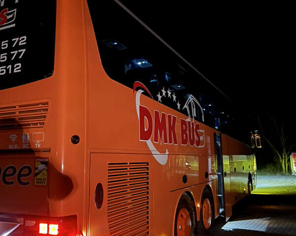 Оранжевый Van Hool Астрон, объемом двигателя 12.42 л и пробегом 1000 тыс. км за 125000 $, фото 1 на Automoto.ua