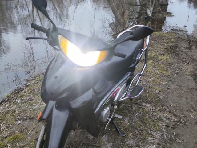 Вайпер Active, об'ємом двигуна 0.11 л та пробігом 0 тис. км за 380 $, фото 1 на Automoto.ua