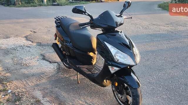 Черный Вайпер Шторм, объемом двигателя 0 л и пробегом 23 тыс. км за 650 $, фото 1 на Automoto.ua