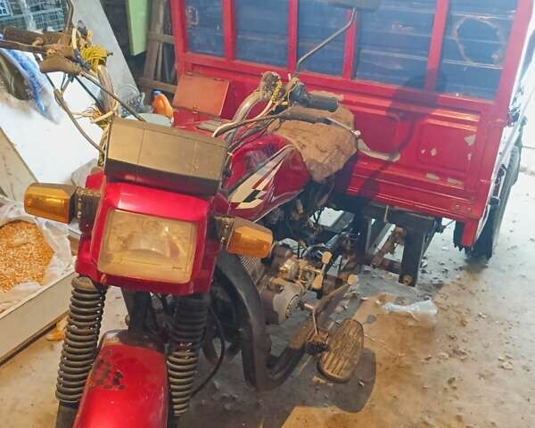 Красный Вайпер Зубр, объемом двигателя 0.2 л и пробегом 100 тыс. км за 1100 $, фото 1 на Automoto.ua