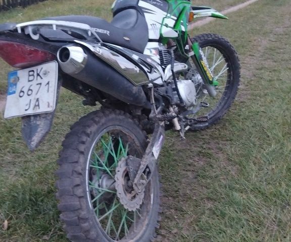 Вайпер Другая, объемом двигателя 0.25 л и пробегом 0 тыс. км за 950 $, фото 1 на Automoto.ua