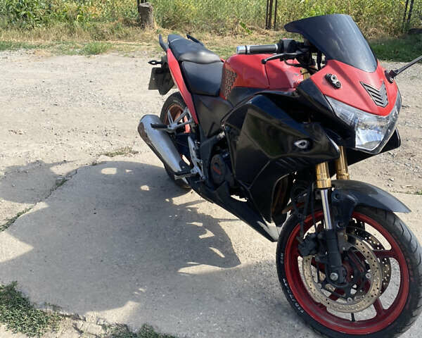 Вайпер V 250CR, объемом двигателя 0.25 л и пробегом 7 тыс. км за 900 $, фото 1 на Automoto.ua