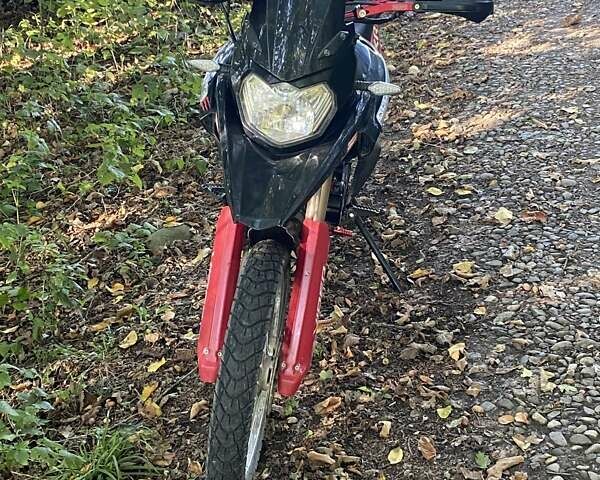 Черный Вайпер V 250l, объемом двигателя 0.2 л и пробегом 900 тыс. км за 1200 $, фото 1 на Automoto.ua