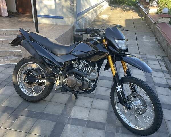 Черный Вайпер V 250l, объемом двигателя 0 л и пробегом 15 тыс. км за 750 $, фото 1 на Automoto.ua