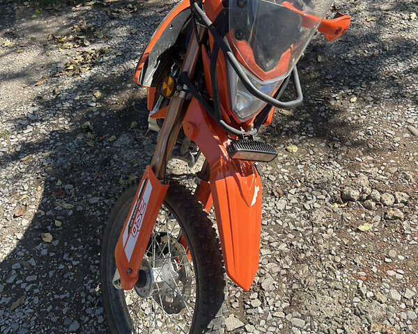 Оранжевый Вайпер V 250l, объемом двигателя 0.25 л и пробегом 7 тыс. км за 1100 $, фото 1 на Automoto.ua