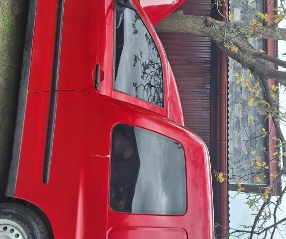 Червоний Фольксваген 1500, об'ємом двигуна 2 л та пробігом 179 тис. км за 2992 $, фото 1 на Automoto.ua