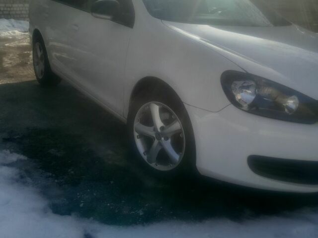 Белый Фольксваген 1600, объемом двигателя 1.6 л и пробегом 210 тыс. км за 7700 $, фото 1 на Automoto.ua