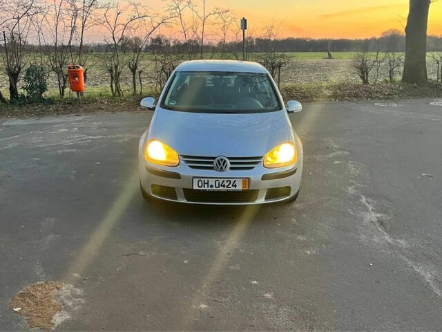 Сірий Фольксваген 412, об'ємом двигуна 0 л та пробігом 222 тис. км за 1016 $, фото 1 на Automoto.ua