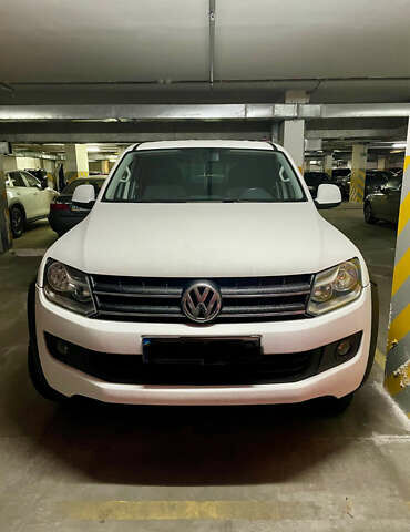Білий Фольксваген Амарок, об'ємом двигуна 1.97 л та пробігом 199 тис. км за 17500 $, фото 1 на Automoto.ua