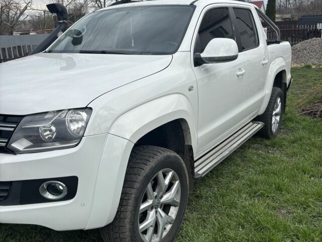 Білий Фольксваген Амарок, об'ємом двигуна 2 л та пробігом 193 тис. км за 21000 $, фото 1 на Automoto.ua